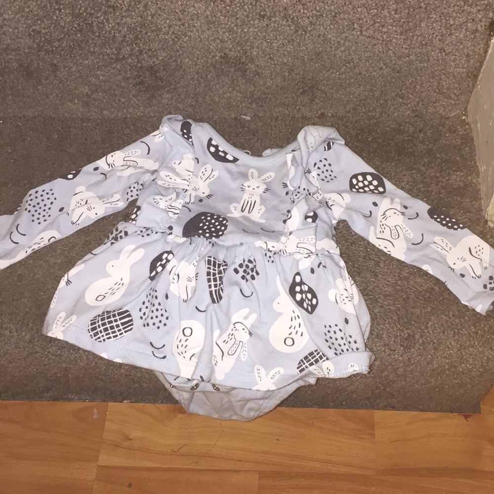 Light blue dress build In shirt with buttons